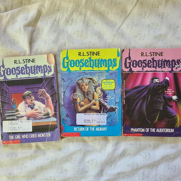 goosebumps • trio of books - Picture 2 of 3